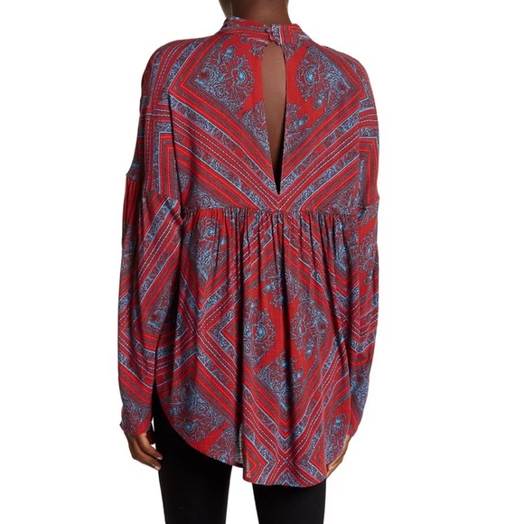 Free People Walking On A Dream Keyhole Plunge Red Blouse Shirt - Size XS - Picture 2 of 10